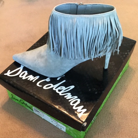 NEW in Box Sam Edelman Gray Suede Fringe Booties. Size 8.5 - Picture 2 of 5